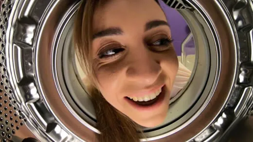 Imagen del video Follando atrapada en la lavadora a Josephine Jackson