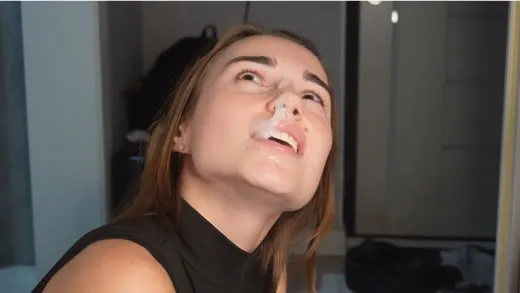 Imagen del video Waifu Liverion haciendo una garganta profunda