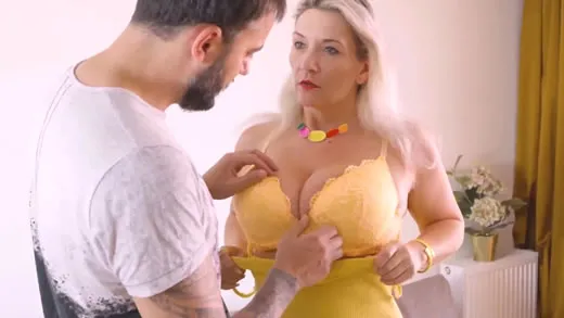 Imagen del video Descubriendo la pornograf&iacute;a con Sandy Big Boobs